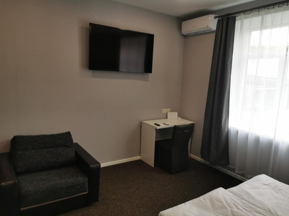 ريغا Central Hotel With Free Parking المظهر الخارجي الصورة