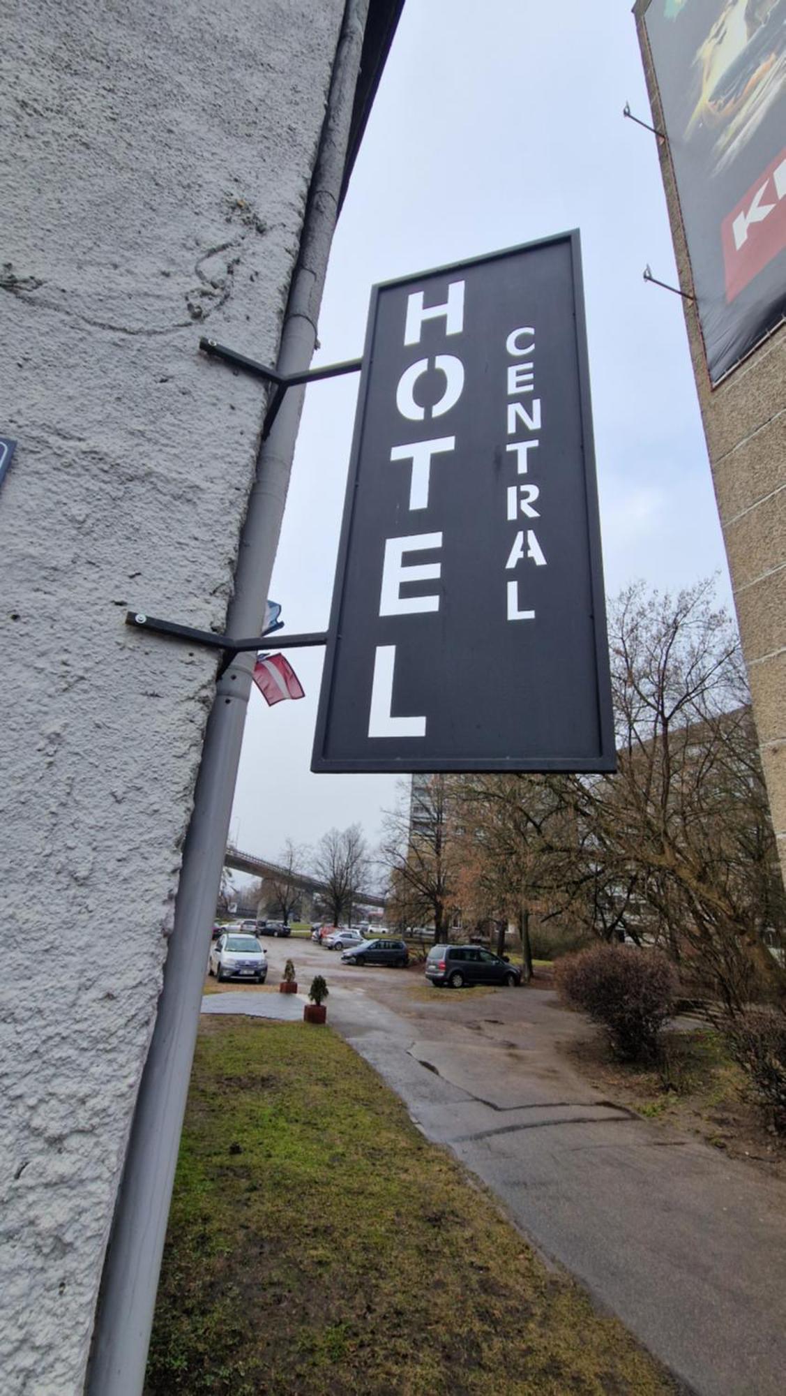 ريغا Central Hotel With Free Parking المظهر الخارجي الصورة